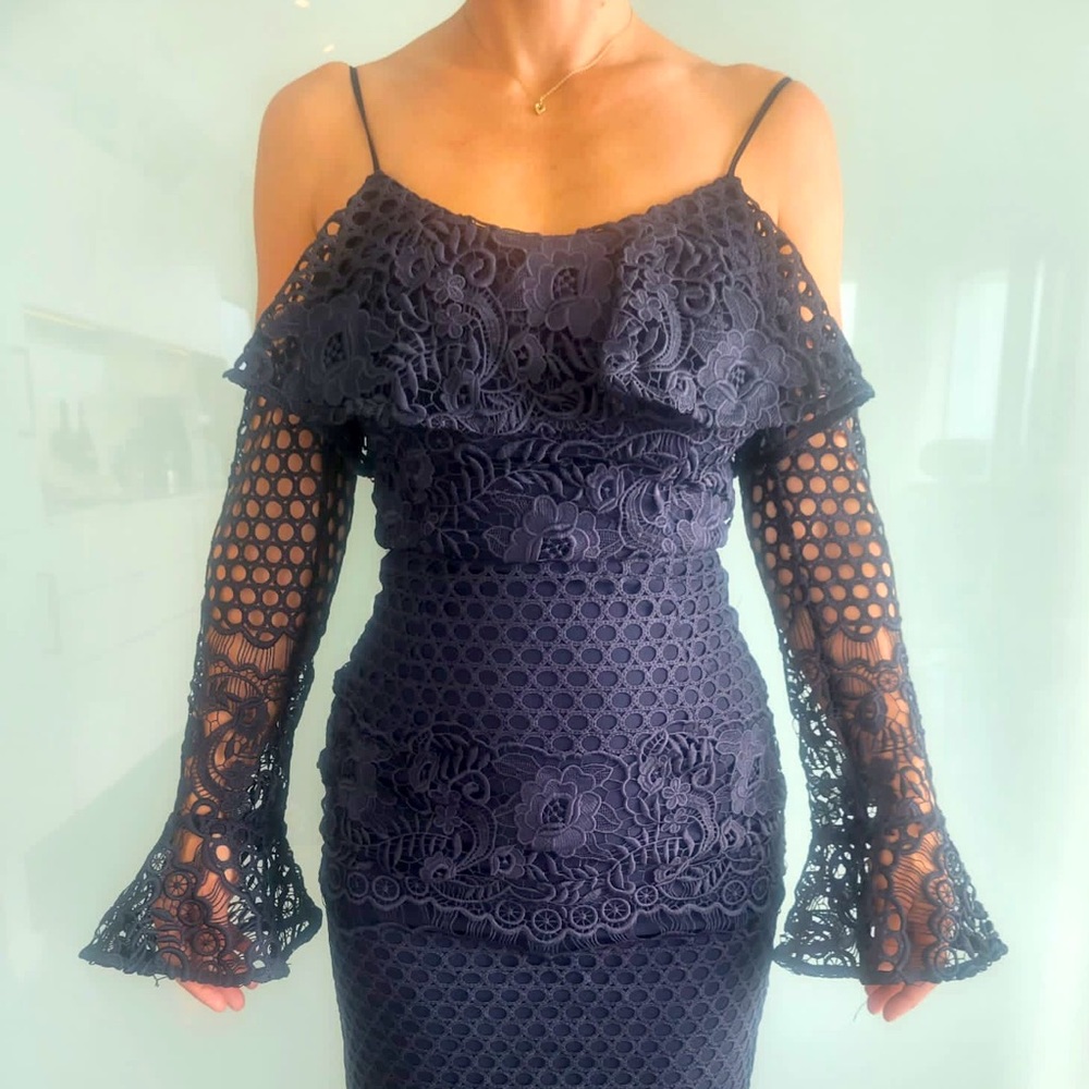 Off Shoulder Lace Dreas
